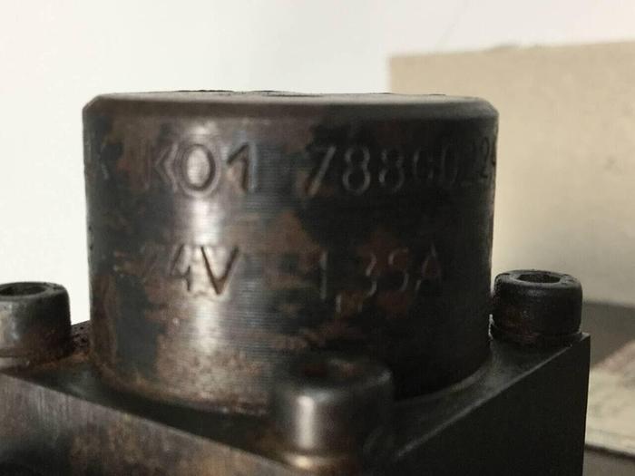 Used MOOG Valve CCE50A6RH1X10W3 #98322