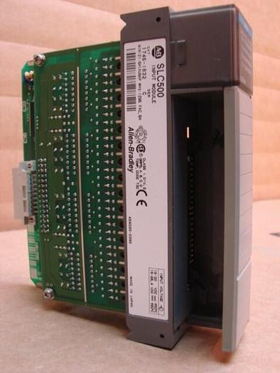 Used ALLEN BRADLEY Input Module 1746-IB32 SER C #77823