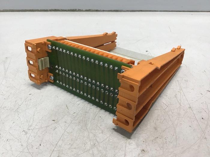 Used WEIDMULLER Card Holder SKHD32GSE 5/16RH2 #134179