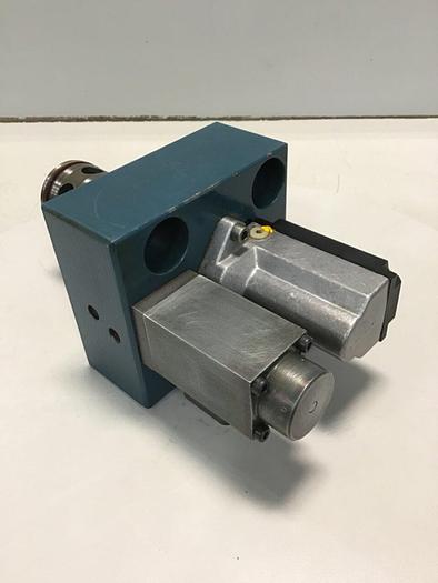 Used BOSCH Hydraulic Valve 0 811 402 614 Used