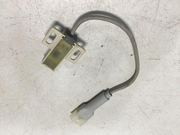 Used FUJI ELECTRIC Proximity Switch PE-B4D3 #128424