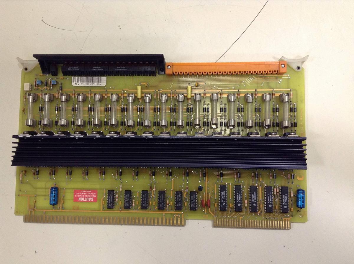 Used CINCINNATI MILACRON I/O Board 3-531-4479A Used