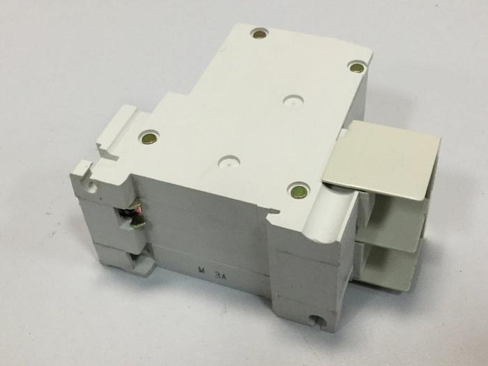 Used MITSUBISHI 3 Amp Circuit Protector CP30-BA-2P-3A #103610