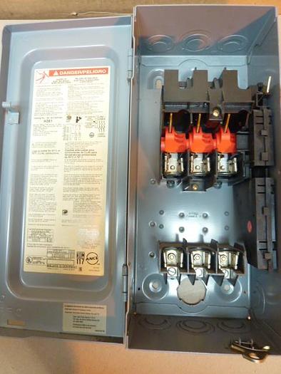 Used SQUARE D 30 Amp Safety Disconnect Switch H361 E1 Used