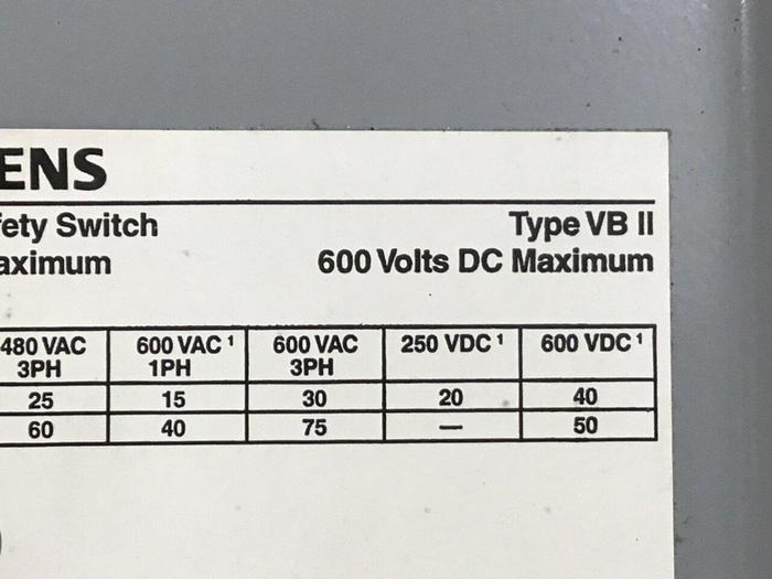 Used SIEMENS 100 Amp Safety Disconnect Switch HF363 #120531