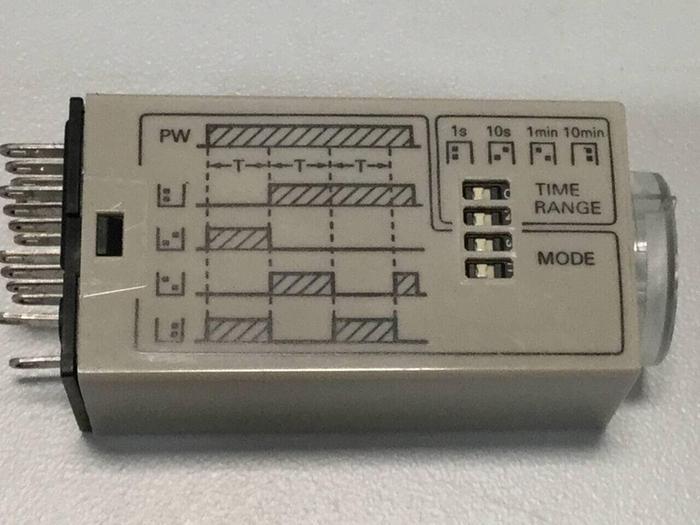 Used OMRON Timer H3YN-4 #97151