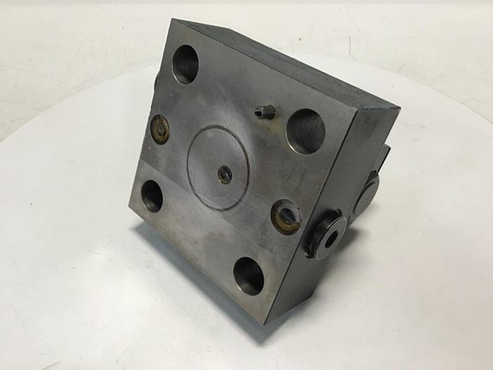 Used VICKERS Directional Valve DG4V-3S-2AL-M-U-HL7-60-EN490 #144583