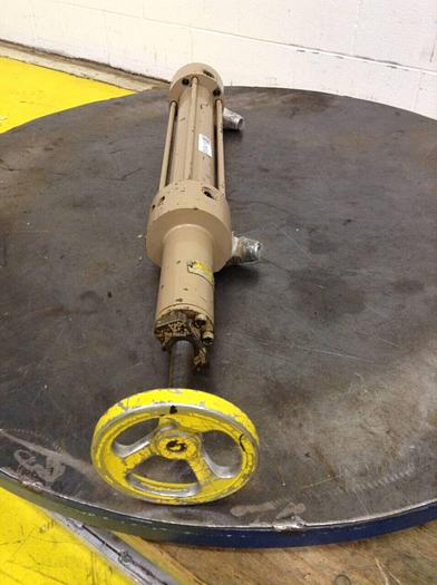 Used VAN DORN Clamp Cylinder VD 150-RS-8 CLP/CYD #67650