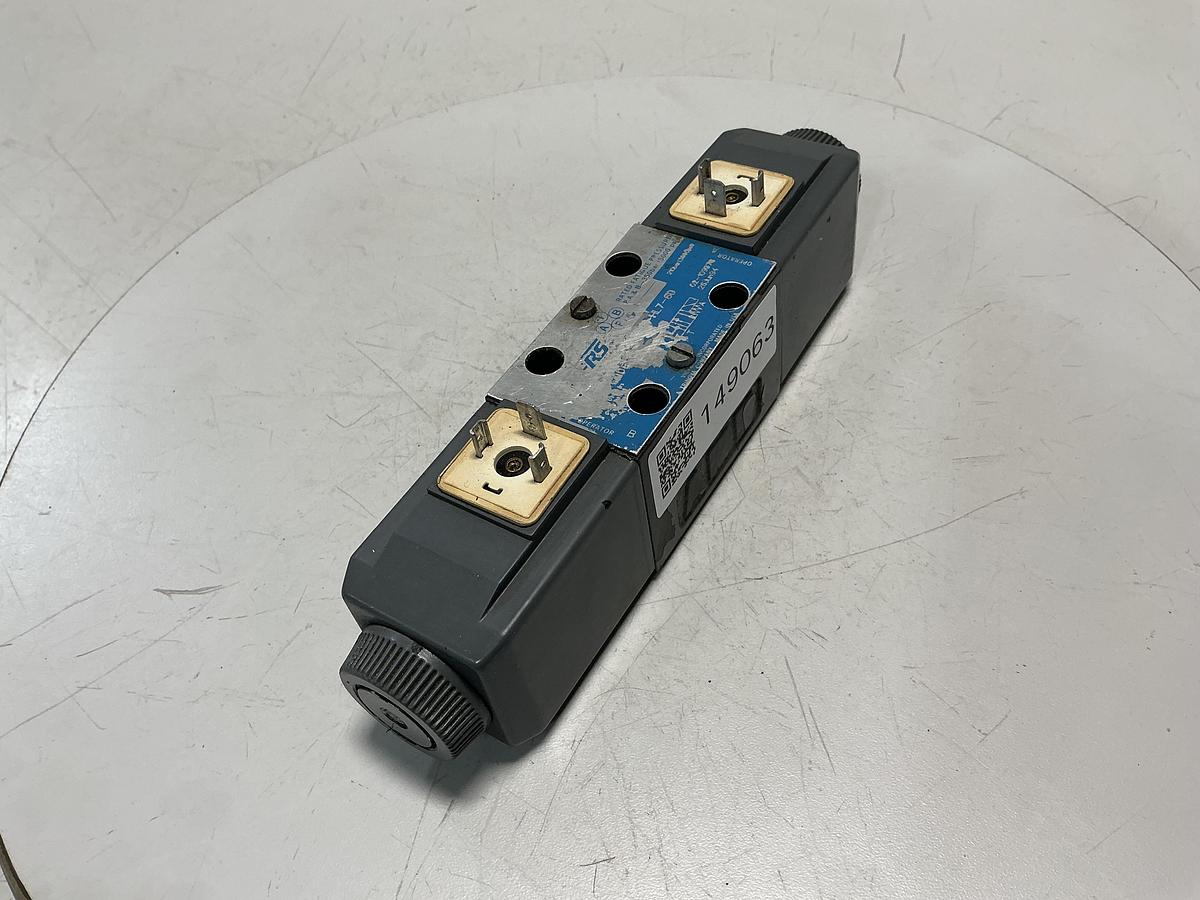 Used VICKERS DG4V-3-2AL-M-U-HL7-60