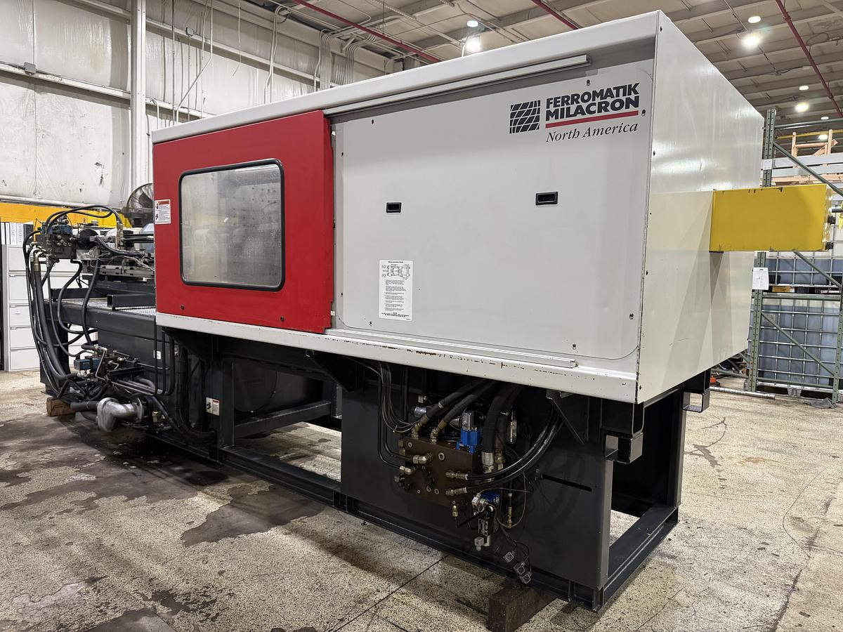 Used 2000 FERROMATIK MILACRON 310 Ton Injection Molding Machine MT310-22 USED #151841