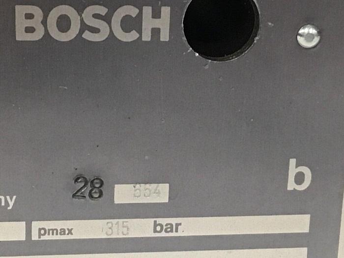 Used BOSCH Servo Proportional Valve 0 811 403 001 Used