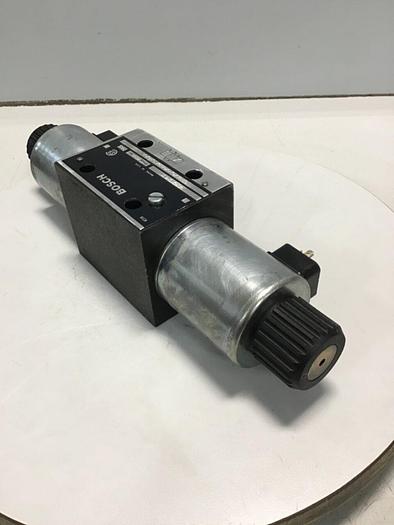 Used BOSCH Valve 081WV10P1V1001WS024/00D51 Used