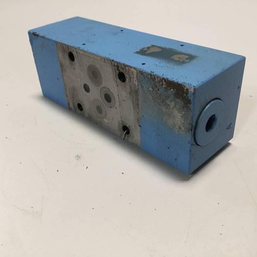 Used BOSCH Valve 0 811 024 002 #92329