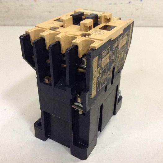 Used ALLEN BRADLEY Contactor 100-A12ND3 SER B #88565