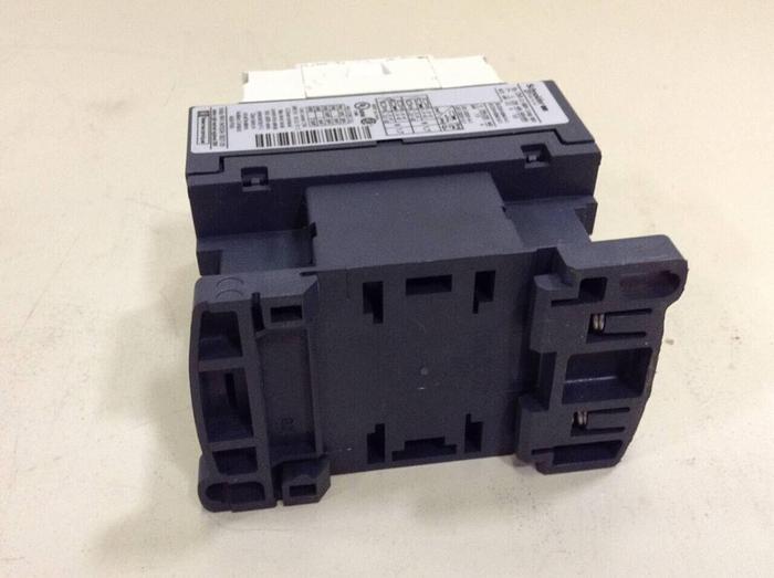Used TELEMECANIQUE Contactor LC1D09 #86855