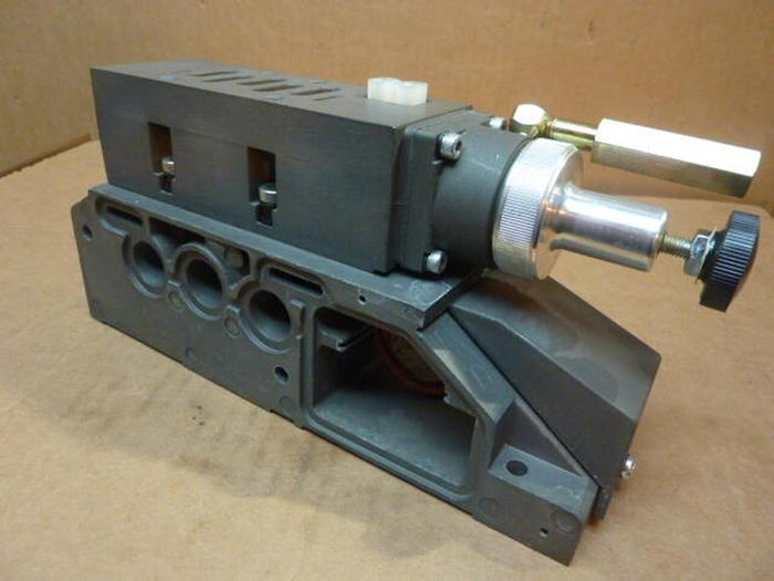 Used NUMATICS Air Valve I24RS315JP00000 #32473