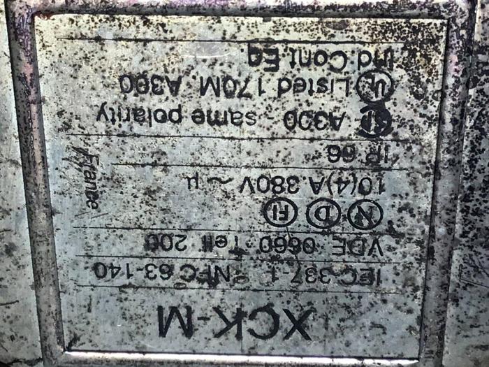 Used TELEMECANIQUE Limit Switch XCK-M #122102