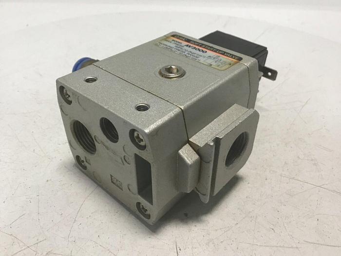 Used SMC Solenoid Valve AV3000 #124266