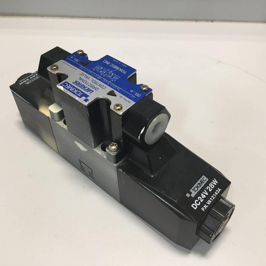 Used VICKERS Directional Control Valve DG4V36CMP7H750 USED