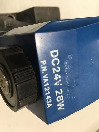 Used VICKERS Valve DG5V-H8-6C-E-T-P7-H-80-JA541 #142155