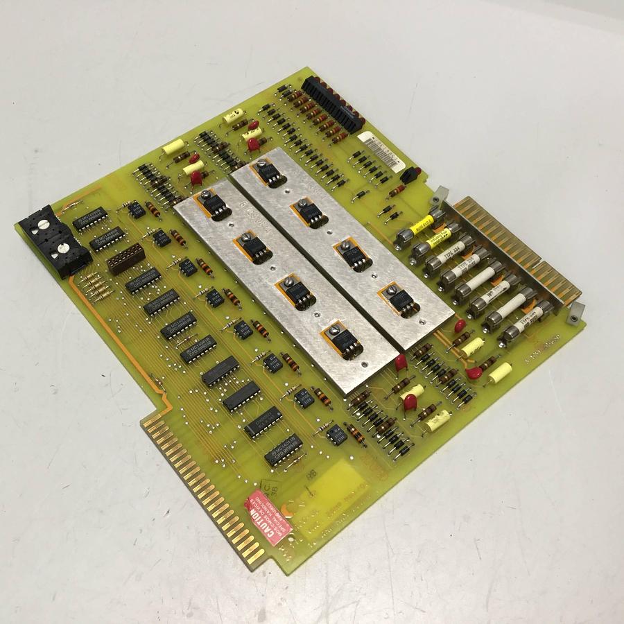Used CINCINNATI MILACRON Output Board 3-531-3563A USED