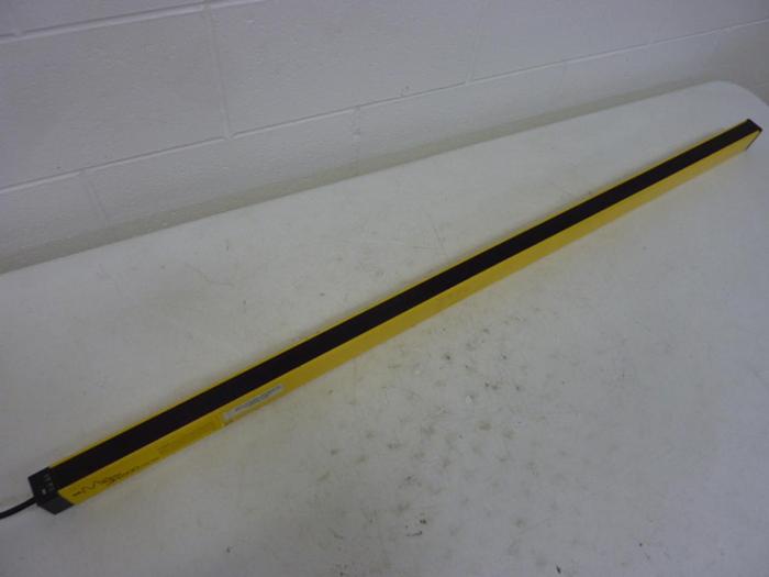 Used STI Light Curtain Receiver MS46LR-20-1215-Q1-R-NC-FP Used