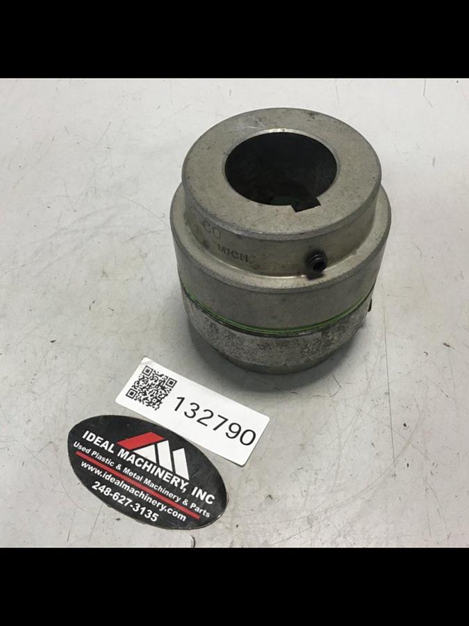 Used MAGNALOY COUPLINGS Coupling 300 LJ USED