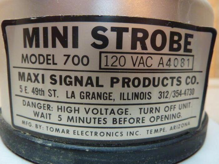 MAXI STROBE Mini Strobe Light 700 #28740
