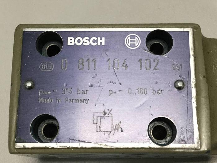 Used BOSCH Valve 0 811 104 102 #5815