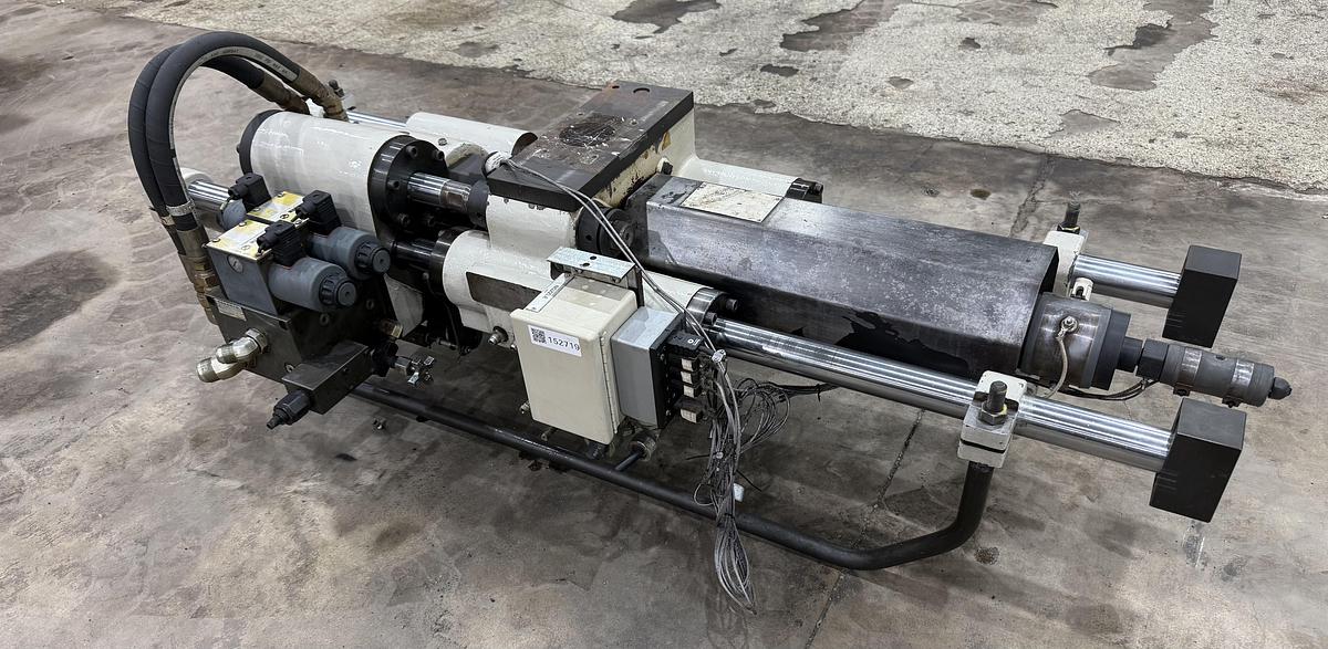 Used CINCINNATI MILACRON VSX85-2.27