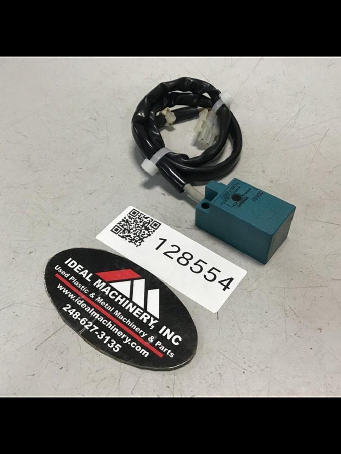 Used YAMATAKE Proximity Switch FL2R-7J6SD USED