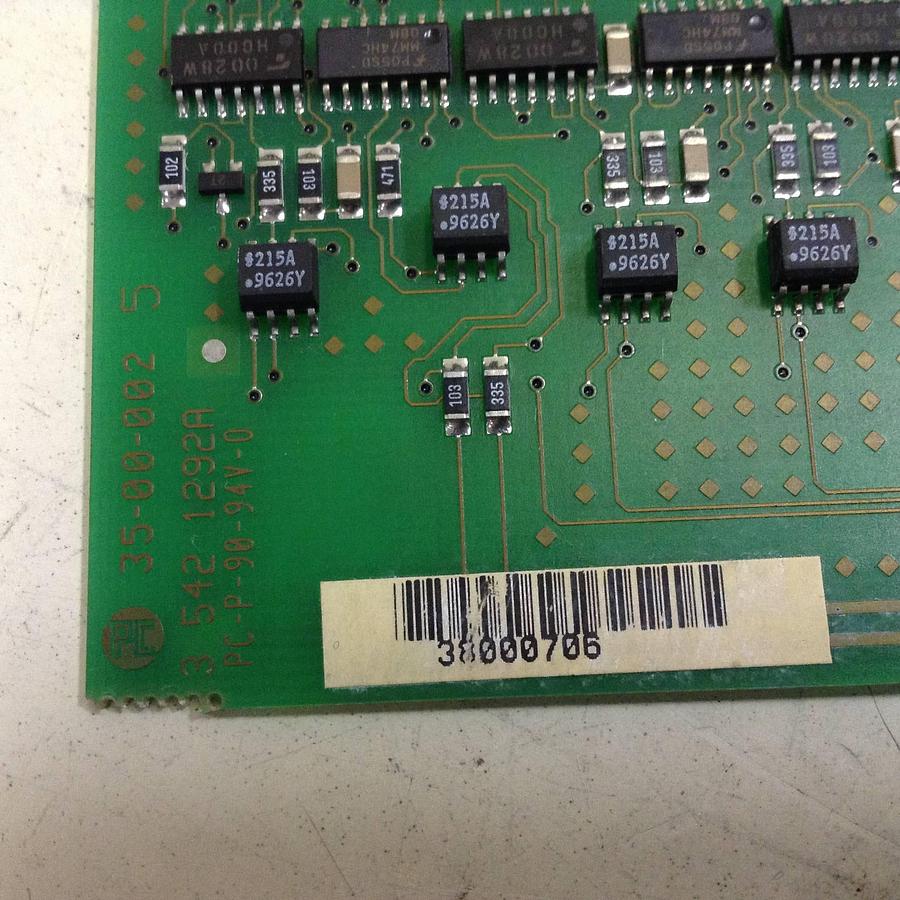 Used CINCINNATI MILACRON Circuit Board 3-542-1292A / BRACKET Used