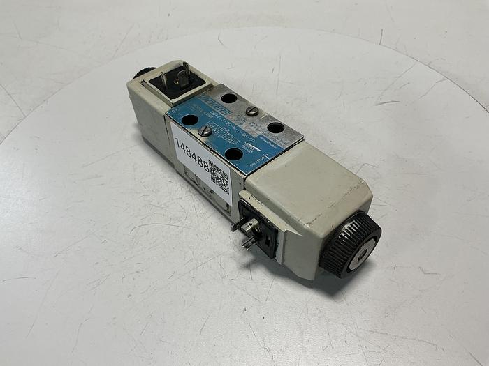 Used TOKIMEC DG4V-3-2C-M-U-B6-60