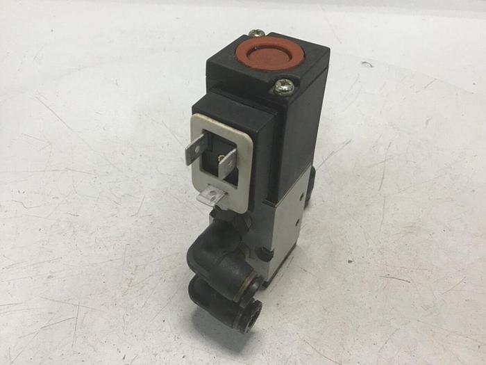 Used KOGANEI Air Valve 100-4E1-39-SR #124279