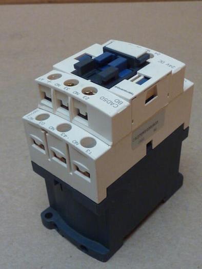 Used TELEMECANIQUE Contactor CAD50BD #31617