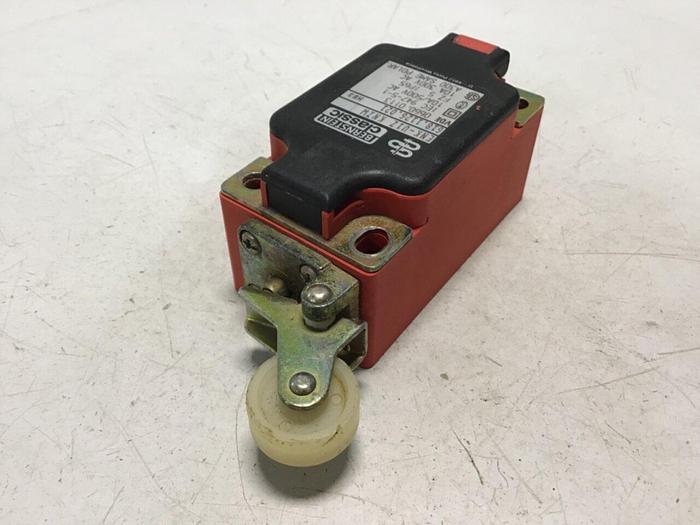 Used BERNSTEIN Limit Switch ENK-U1Z-KNIW #121286