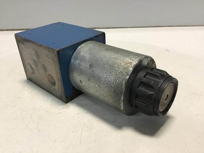 Used MANNESMANN REXROTH Valve 4WE10EA33/CG24N9K4 Used