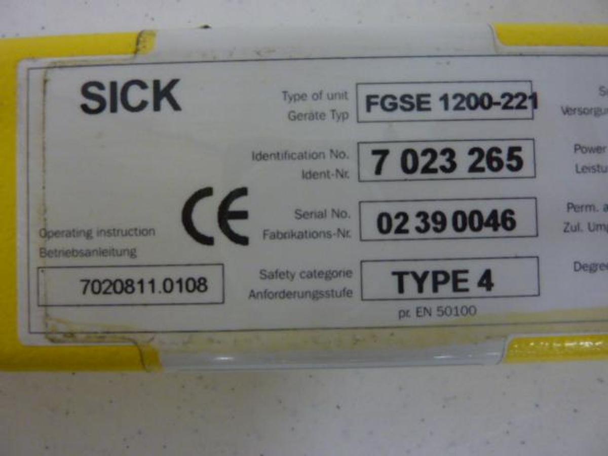 Used SICK OPTIC ELECTRONIC Light Curtain Receiver FGSE 1200-221 #49844