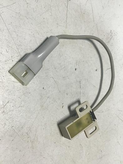 Used FUJI ELECTRIC Proximity Switch PE-B4D3 #128411