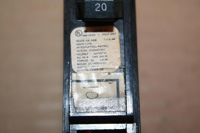 Used SIEMENS 20 Amp Circuit Breaker MP120 #19382