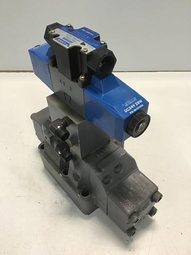 Used VICKERS Valve DG5V-H8-6C-E-T-P7-H-80-JA541 #142155