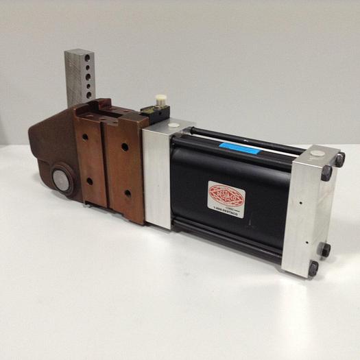 Used DESTACO Clamp 82G8N-412C91-131190B #90111