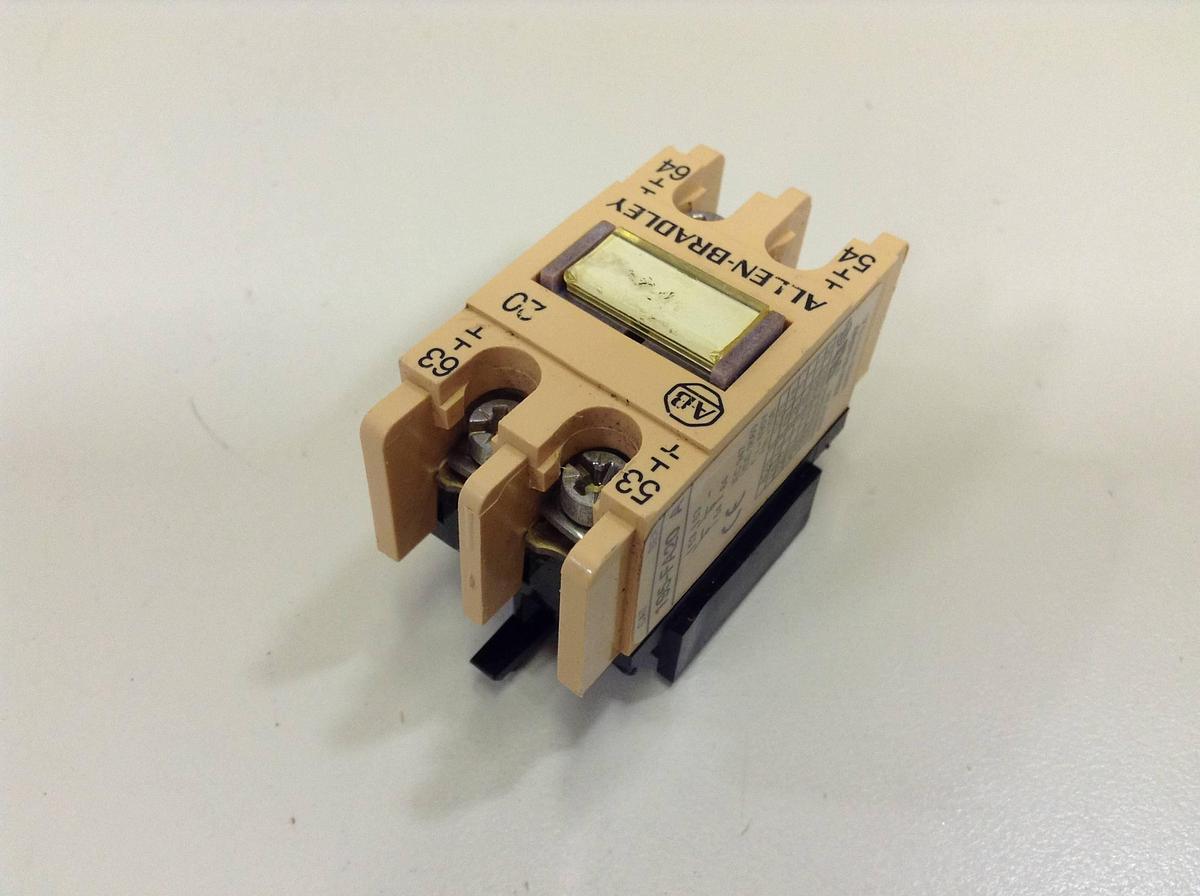 Used ALLEN BRADLEY Contactor 195-FA20 SER A Used