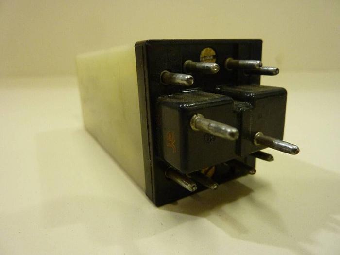 Used GENERAL ELECTRIC / GE Relay Module CR245G104A #42271