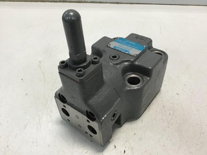 Used VICKERS Valve EPCG2-06-175-Y-L-11 Used