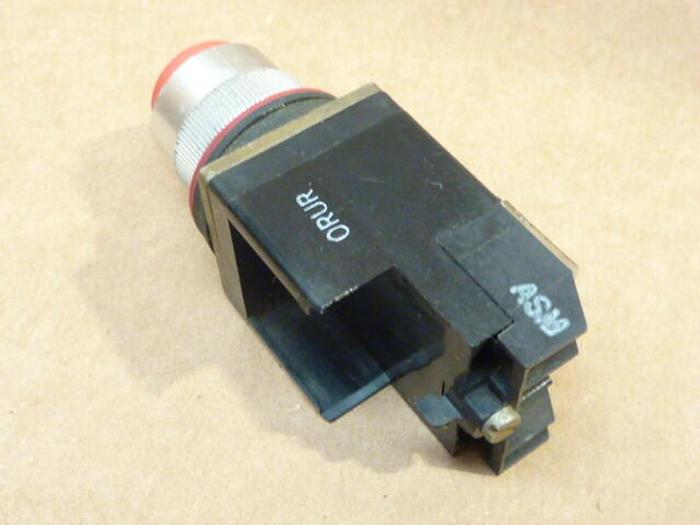 Used ALLEN BRADLEY Push Button 800MR-B6 RED #38145
