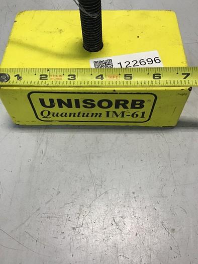 Used UNISORB Leveling Mount Pad 7 x 4 QUANTUM IM-61 #122696