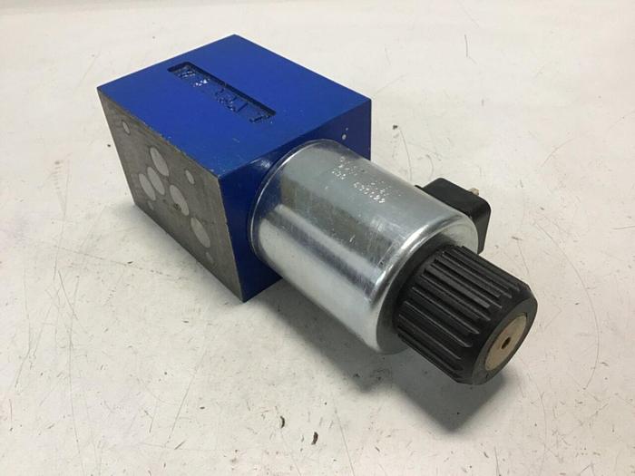 Used BOSCH Valve 0 810 001 760 #135637