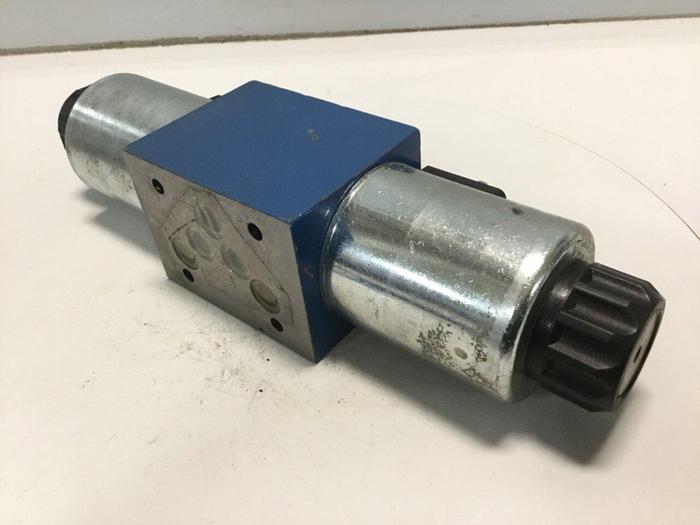Used REXROTH Valve 4WE10U33/CG24N9K4 #105669