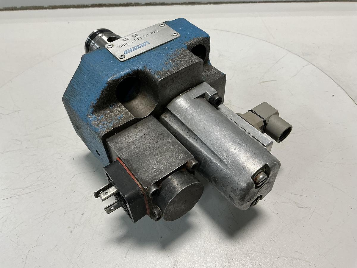 Used VICKERS CVU 25 EFP1 B29